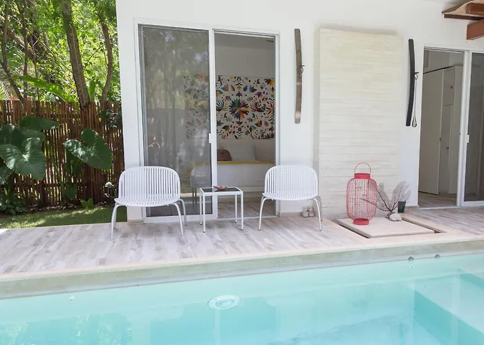 Luxury Private , Private Pool, Private Garden, Jacuzzi, 24hours Security * Tulum