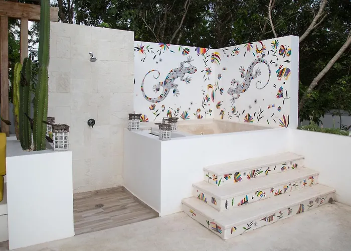 Luxury Private , Private Pool, Private Garden, Jacuzzi, 24hours Security Pousada *